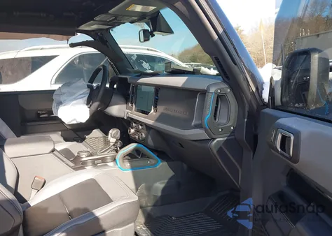 2024 Ford Bronco Black Diamond from USA, damaged, VIN 1FMDE1AP3RLA66439